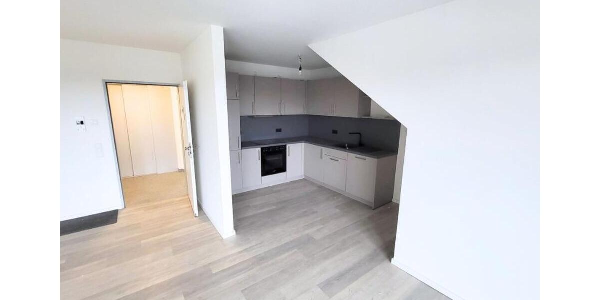 Dachgeschoßwohnung Steinheim - 2 Zimmer, 66 m&sup2;, 665&euro; | Angebot:25807083