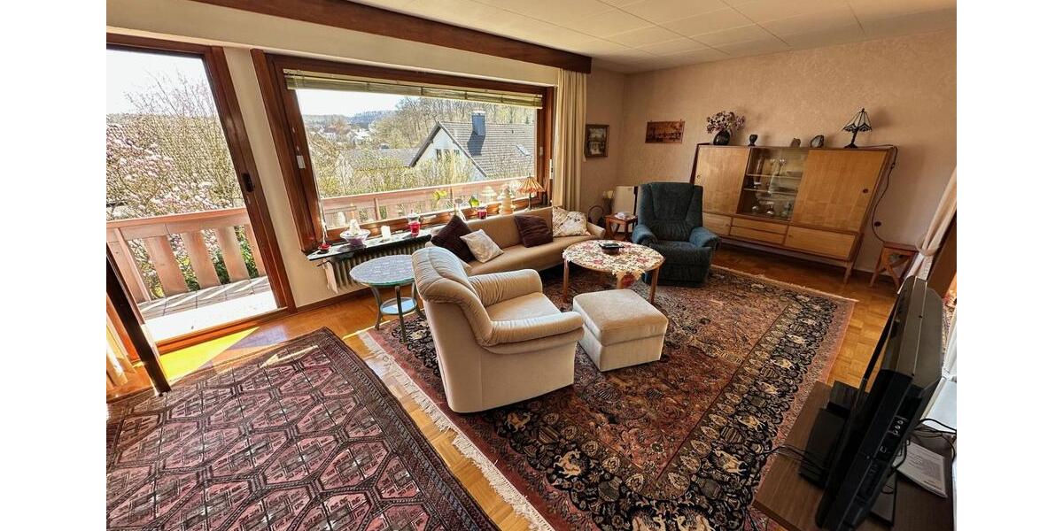 Einfamilienhaus Marsberg - 7 Zimmer, 252 m&sup2;, 295.000&euro; | Angebot:26114645