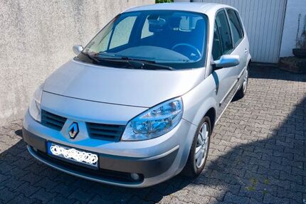 Renault Scenic 164.400 km 2.799 &euro; Salzkotten 33154