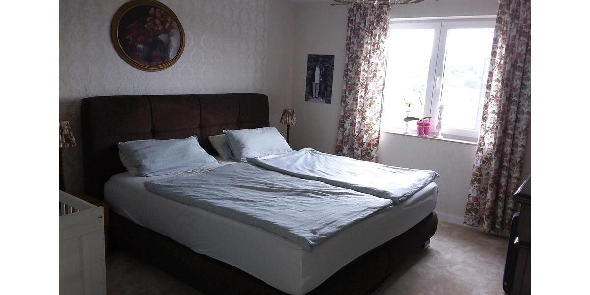 Einfamilienhaus Horn-Bad Meinberg Bad Meinberg - 9 Zimmer, 245 m&sup2;, 390.000&euro; | Angebot:27004280