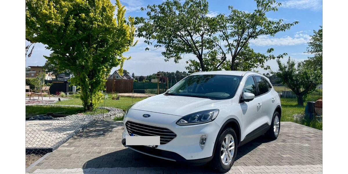 Ford Kuga 61.500 km 18.500 &euro; Schloß Holte-Stuckenbrock 33758