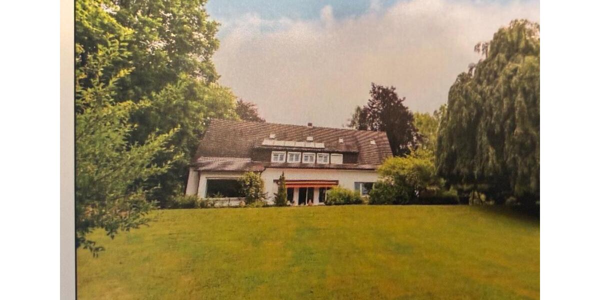 Villa Bad Driburg - 11 Zimmer, 420 m&sup2;, 445.000&euro; | Angebot:27014130