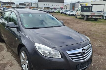 Opel Insignia 271.000 km 2.999 &euro; Paderborn 33100