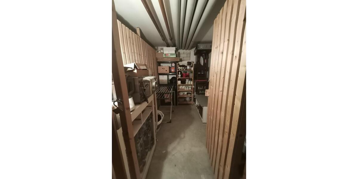 Dachgeschoßwohnung Paderborn Univiertel - 2 Zimmer, 42 m&sup2;, 390&euro; | Angebot:25396077