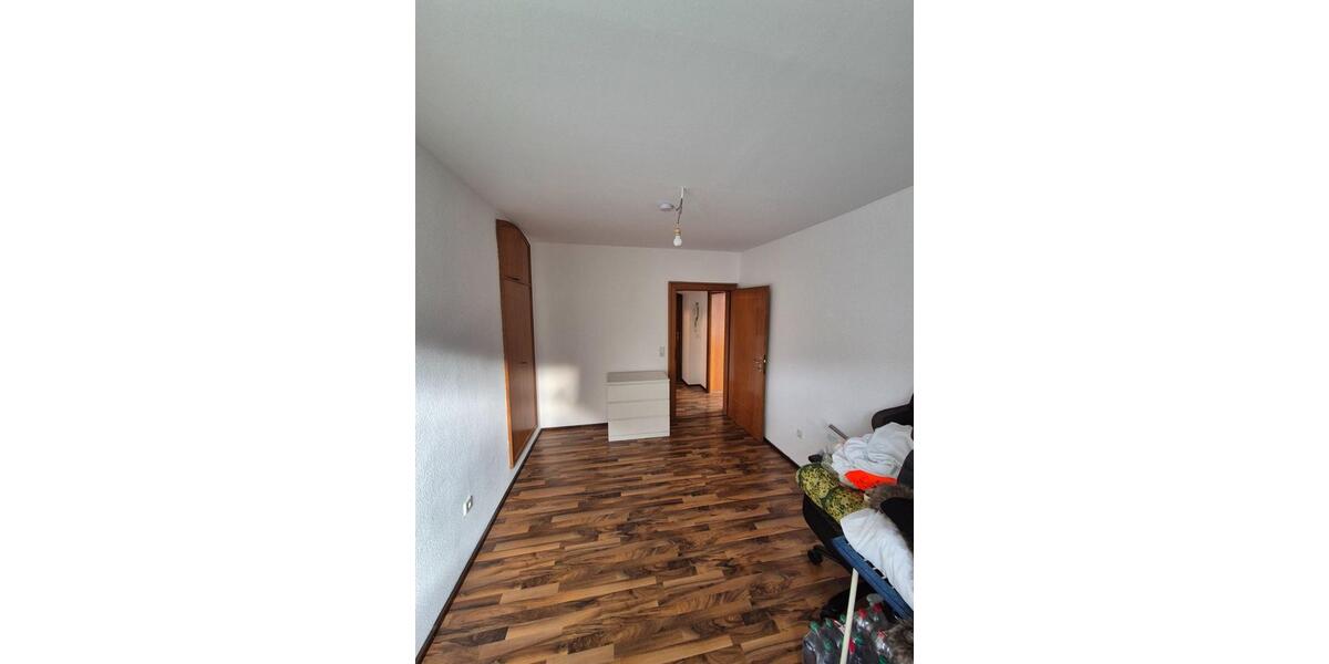 Erdgeschoßwohnung Steinheim - 1.5 Zimmer, 33 m&sup2;, 295&euro; | Angebot:25805499