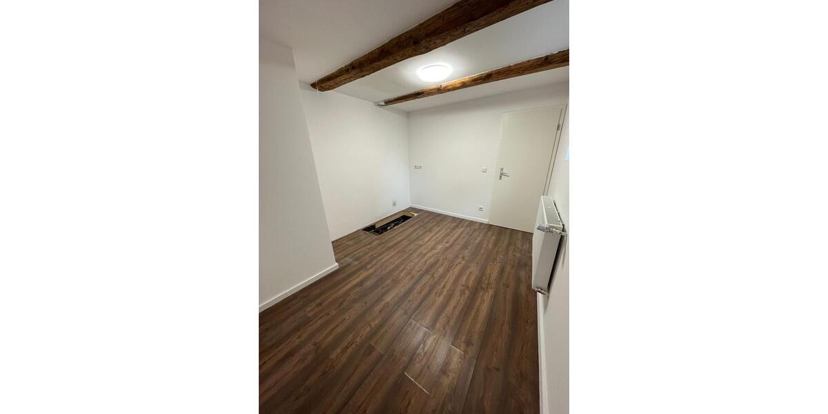 Erdgeschoßwohnung Nieheim - 4 Zimmer, 90 m&sup2;, 670&euro; | Angebot:27626214