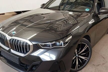 BMW 520 25.400 km 52.840 &euro; Paderborn 33100