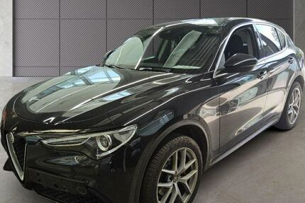Alfa Romeo Stelvio 122.000 km 19.890 &euro; Detmold 32758
