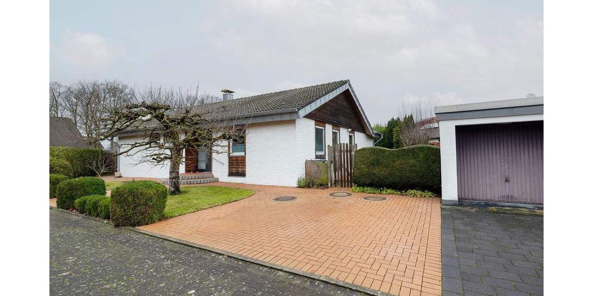 Bungalow Schloß Holte-Stukenbrock Stukenbrock - 4 Zimmer, 124 m&sup2;, 415.000&euro; | Angebot:26643999