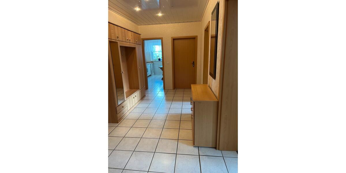 Etagenwohnung Paderborn - 3 Zimmer, 84 m&sup2;, 200.000&euro; | Angebot:27208639