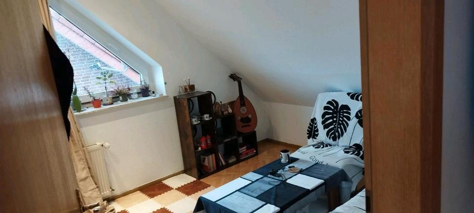 Etagenwohnung Paderborn Neuenbeken - 1 Zimmer, 40 m&sup2;, 400&euro; | Angebot:26267465