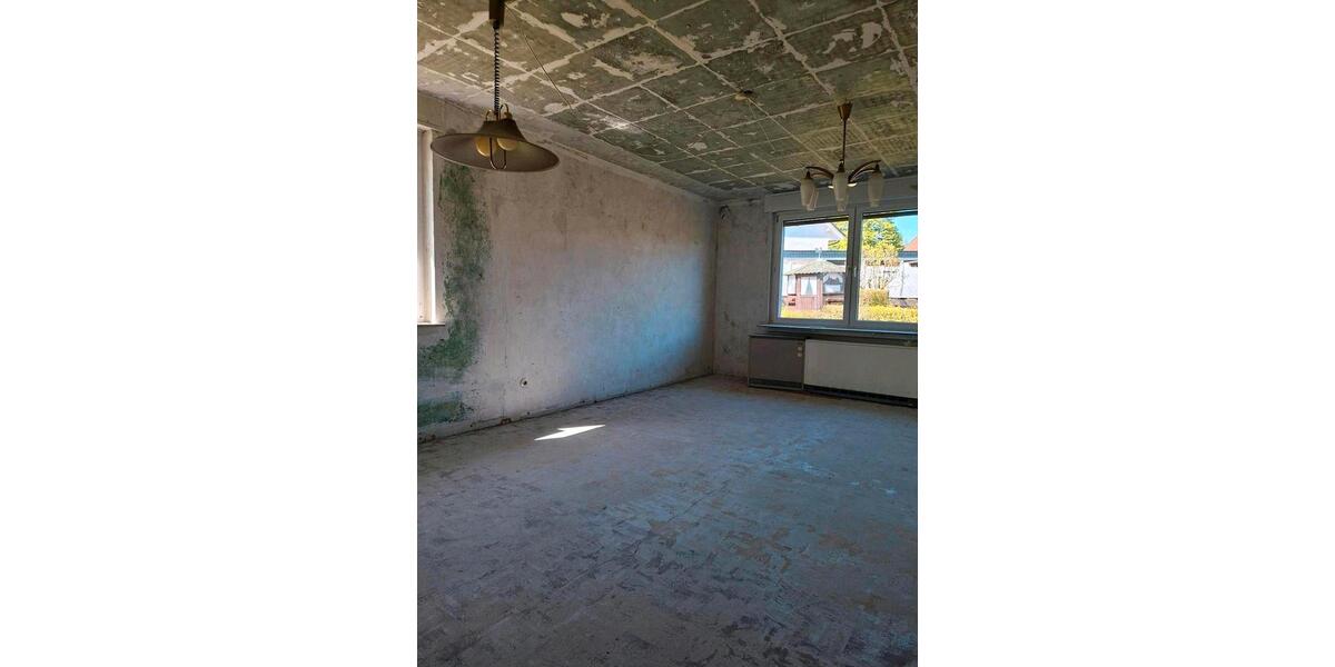 Einfamilienhaus Marsberg - 7 Zimmer, 160 m&sup2;, 149.500&euro; | Angebot:26465055