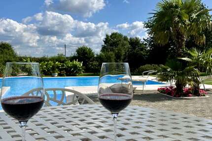 Haus zum Kaufen in Salzkotten 3.690.000 € 338 m² 10 zimmer