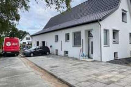 Neu sanierte Doppelhaushälfte in Senne ab 01.10.25 zu vermieten zimmer
