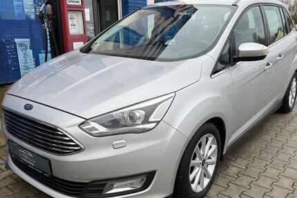 Ford Grand C-Max 90.000 km 11.999 &euro; Paderborn 33104