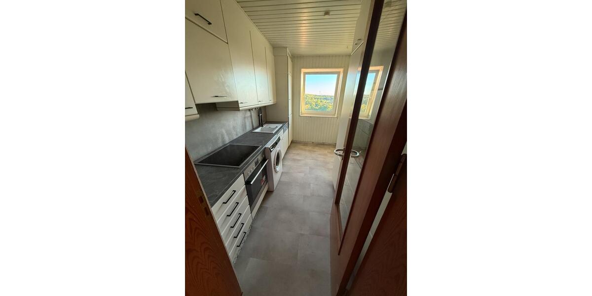 Etagenwohnung Paderborn Neuenbeken - 4 Zimmer, 110 m&sup2;, 1.450&euro; | Angebot:26418882