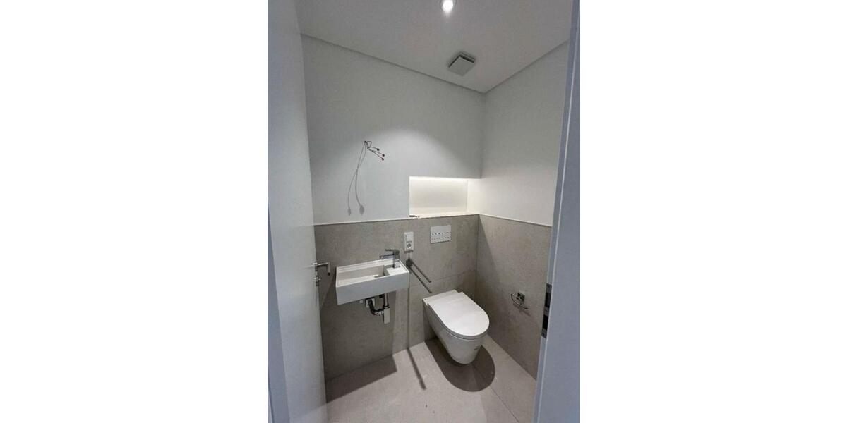 Erdgeschoßwohnung Paderborn - 2 Zimmer, 98 m&sup2;, 1.400&euro; | Angebot:25330786