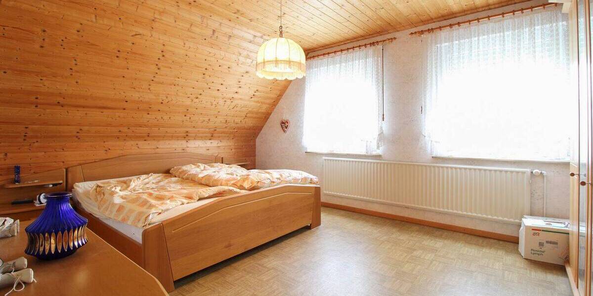 Einfamilienhaus Bad Driburg Siebenstern - 7 Zimmer, 139 m&sup2;, 175.000&euro; | Angebot:26275613