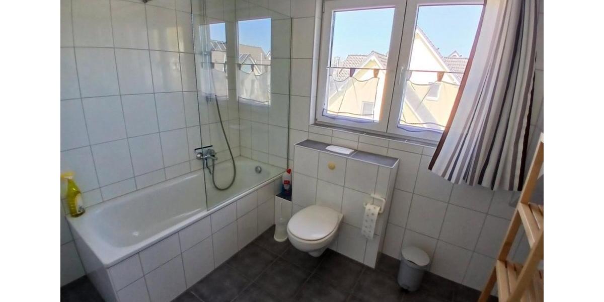 Erdgeschoßwohnung Paderborn - 3 Zimmer, 117 m&sup2;, 370&euro; | Angebot:25343046