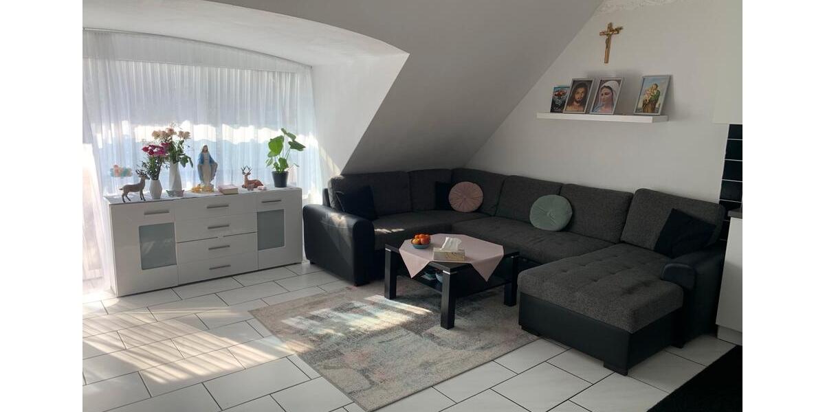 Maisonettenwohnung Paderborn Neuenbeken - 5 Zimmer, 106 m&sup2;, 810&euro; | Angebot:26337682