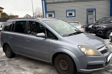 Opel Zafira 200.000 km 1.999 &euro; Detmold 32758