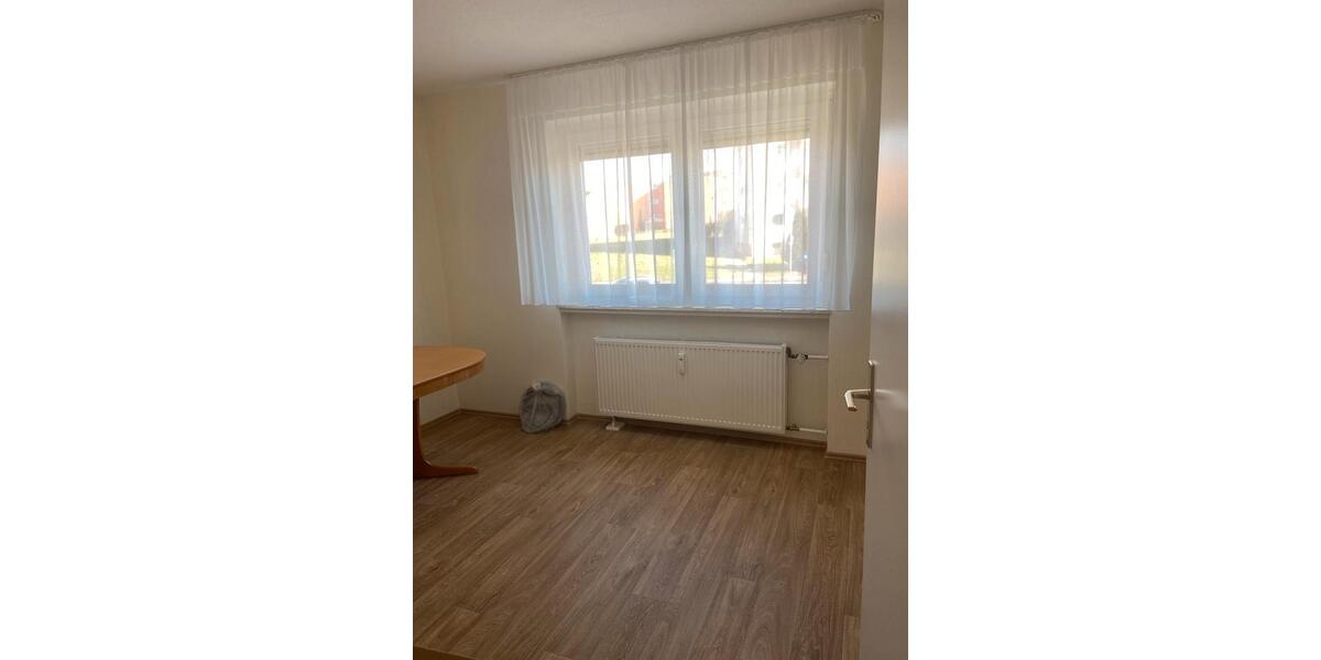Etagenwohnung Detmold Hakedahl - 4 Zimmer, 82 m&sup2;, 147.000&euro; | Angebot:25382912