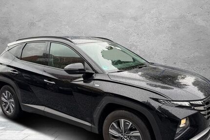 Hyundai TUCSON 100.000 km 18.999 &euro; Detmold 32758