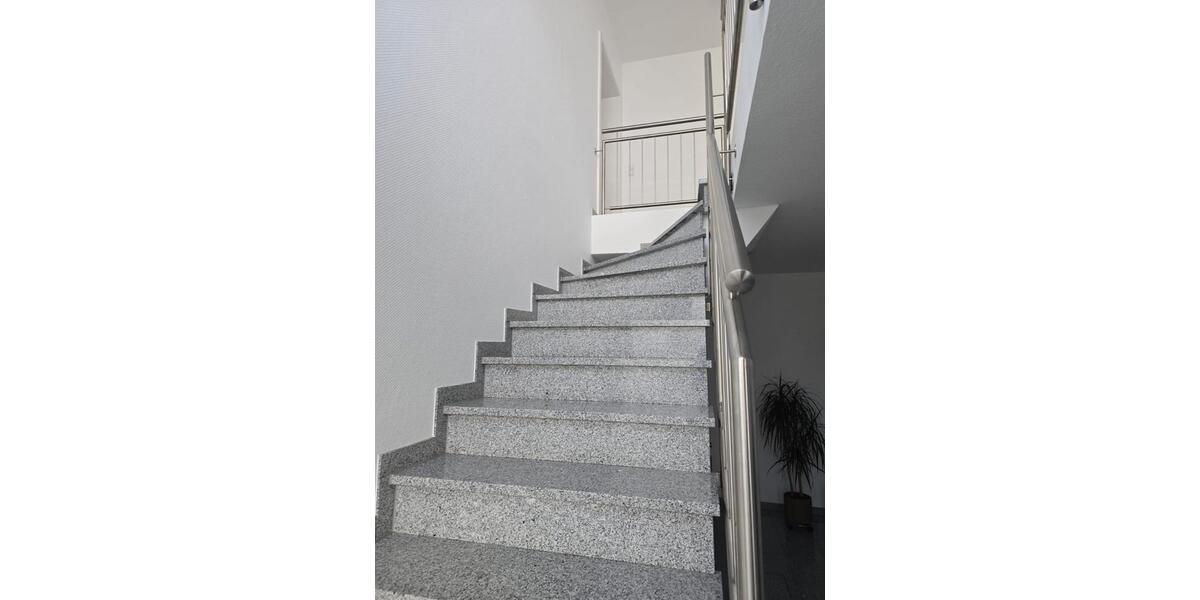 Etagenwohnung Bad Lippspringe - 3 Zimmer, 95 m&sup2;, 330.000&euro; | Angebot:26483358