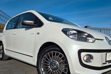VW up! 92.000 km 6.799 € Paderborn 33102