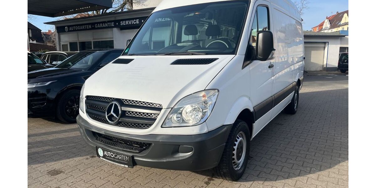 Mercedes-Benz Sprinter 149.000 km 11.990 &euro; Paderborn 33098