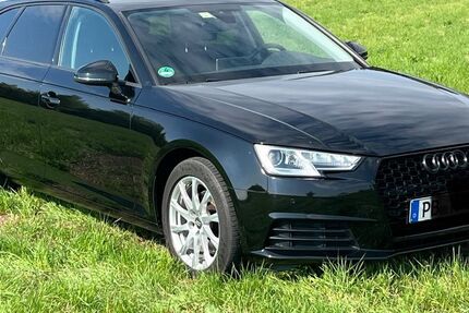 Audi A4 124.500 km 15.990 € Paderborn 33104