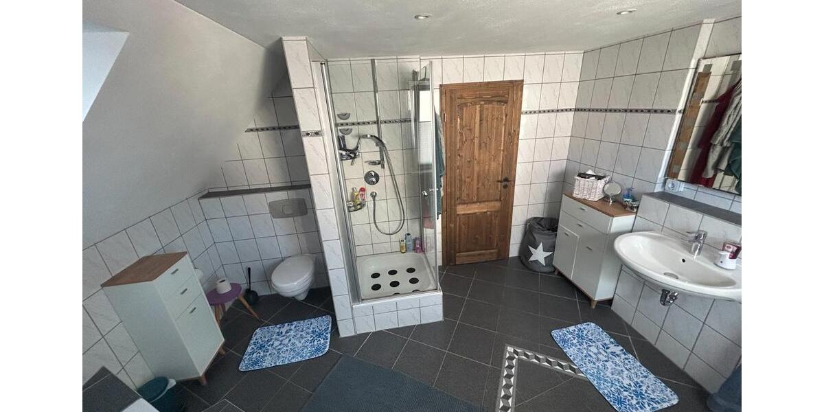 Einfamilienhaus Borchen - 8 Zimmer, 260 m&sup2;, 490.000&euro; | Angebot:27617866