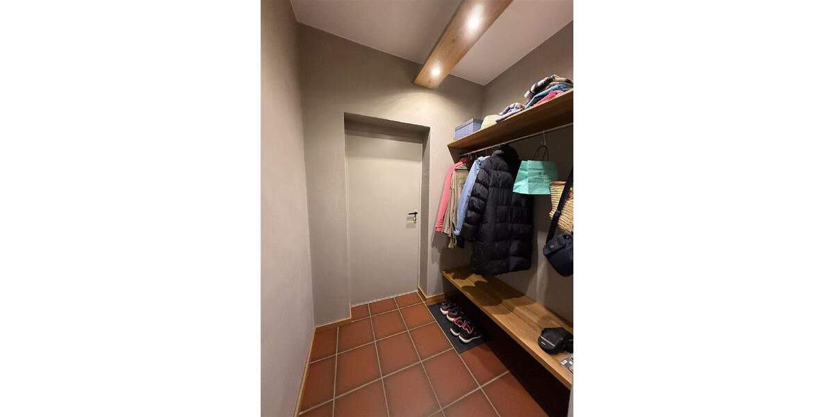 Zweigeschossiges Einfamilienhaus in Top-Lage von Paderborn-Sande 5 zimmer