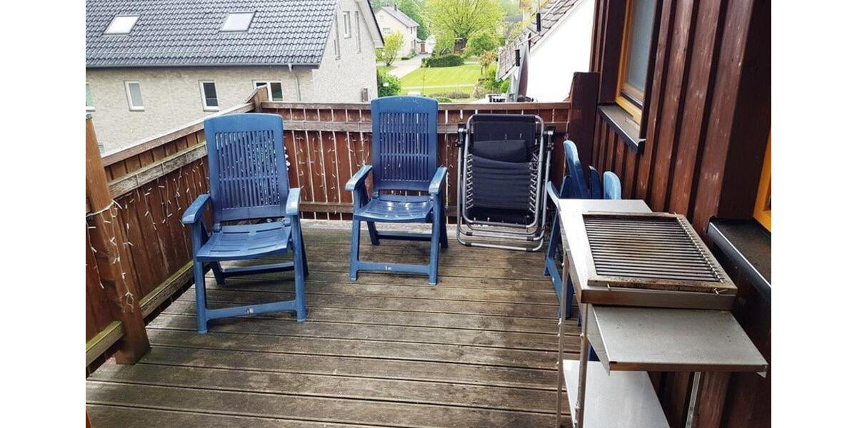 Große Eigentumswohnung mit Wintergarten und Balkon 4 zimmer