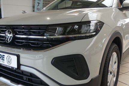 VW T-Cross 1.520 km 23.490 € Steinheim 32839