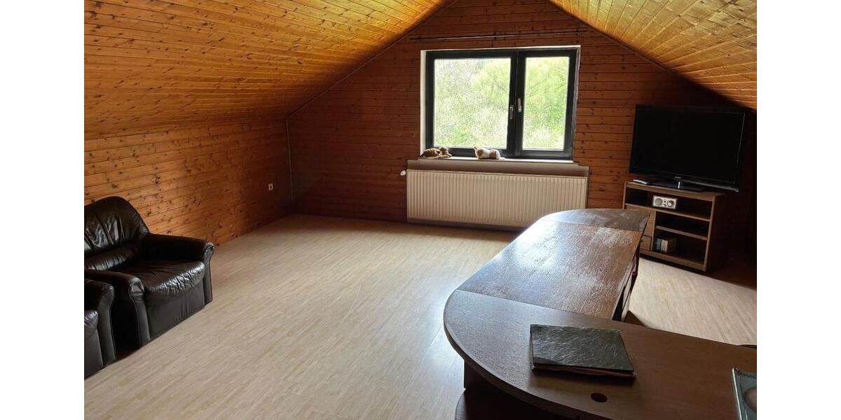 Mehrfamilienhaus, Wohnhaus Detmold Hiddesen - 7 Zimmer, 170 m&sup2;, 220.000&euro; | Angebot:26476169