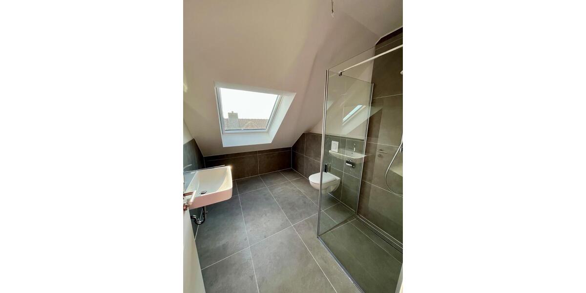 Dachgeschoßwohnung Paderborn Neuenbeken - 3 Zimmer, 101 m&sup2;, 1.400&euro; | Angebot:27564919