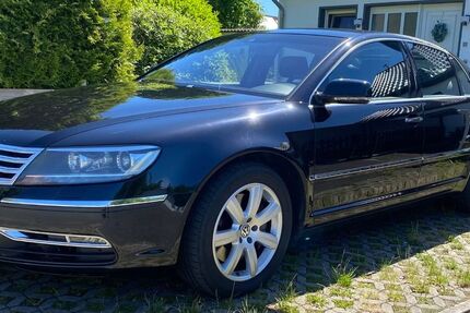 VW Phaeton 208.000 km 7.250 &euro; Augustdorf 32832