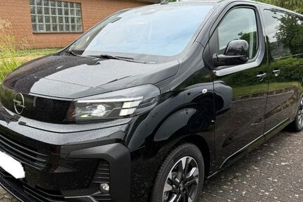 Opel Zafira Life 5.963 km 41.300 &euro; Schloß Holte Stukenbrock 33758