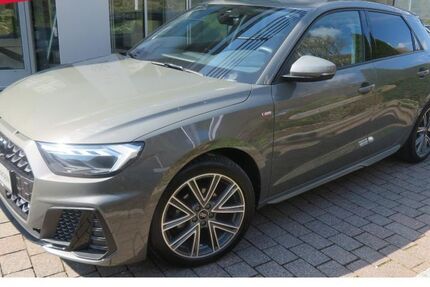 Audi A1 9.371 km 29.880 &euro; Marsberg 34431