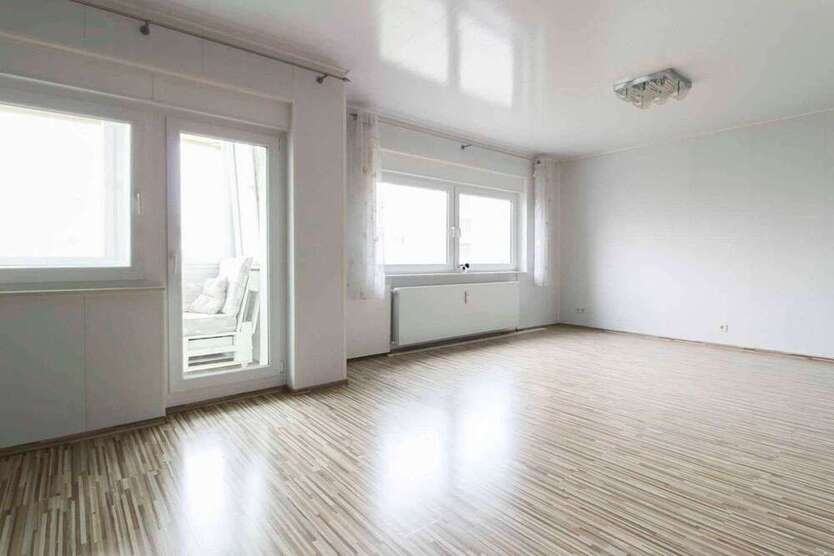 Wohnung zum Kaufen in Detmold 120.000 € 72.38 m²