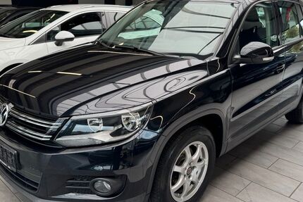 VW Tiguan 146.000 km 7.900 &euro; Detmold 32758