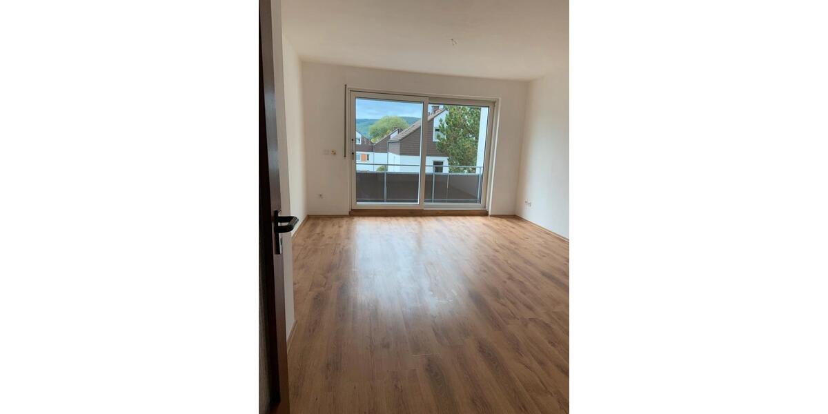 Etagenwohnung Bad Driburg - 2.5 Zimmer, 65 m&sup2;, 470&euro; | Angebot:27605556