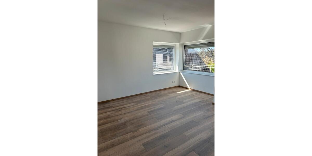 Erdgeschoßwohnung Borchen - 4 Zimmer, 100 m&sup2;, 1.100&euro; | Angebot:27551990