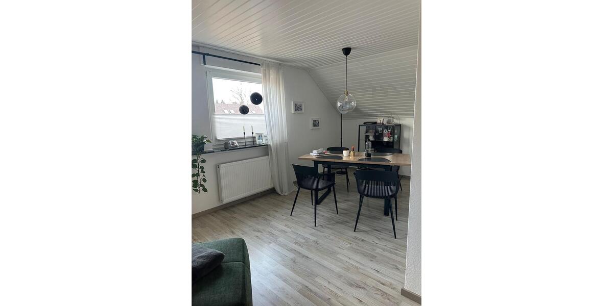 Dachgeschoßwohnung Verl - 3 Zimmer, 72 m&sup2;, 720&euro; | Angebot:26315049