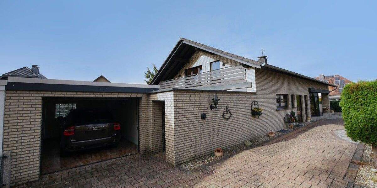 Doppelhaushälfte Hövelhof - 3 Zimmer, 109 m&sup2;, 295.000&euro; | Angebot:25704087