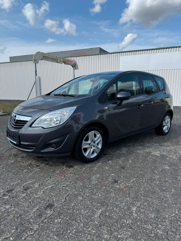 Opel Meriva 135.000 km 4.600 € Büren 33142
