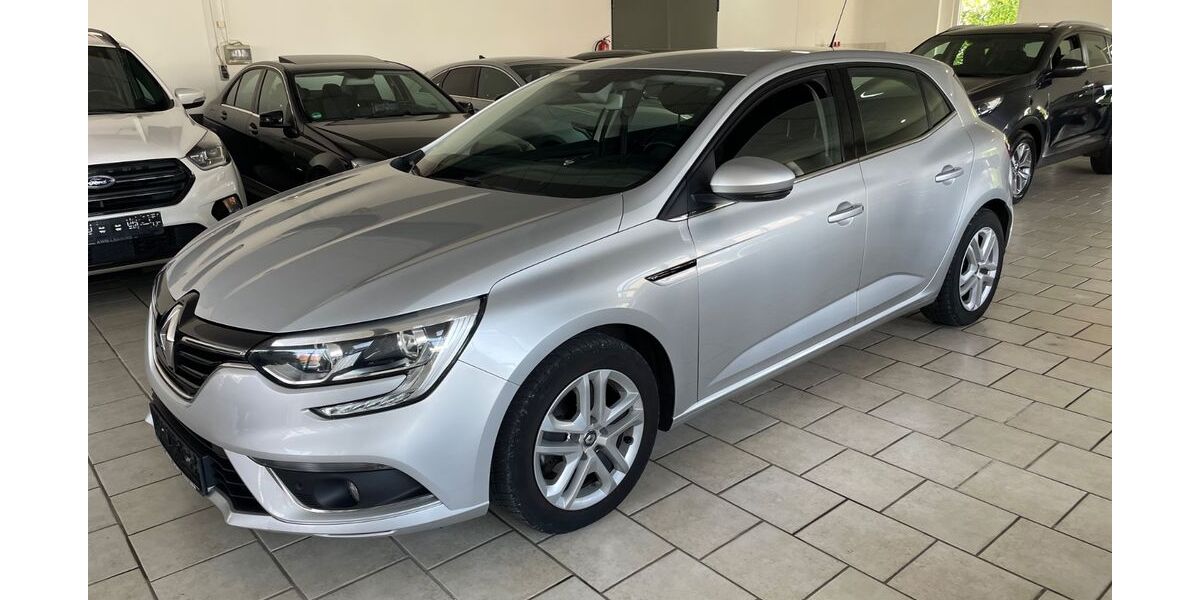Renault Megane 67.000 km 9.999 € Detmold 32756