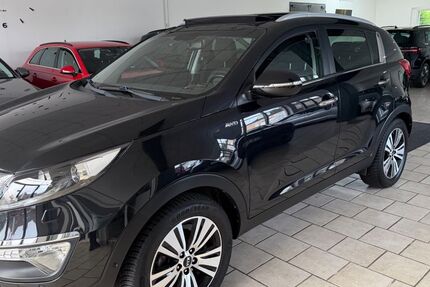 Kia Sportage 92.000 km 10.950 &euro; Detmold 32756