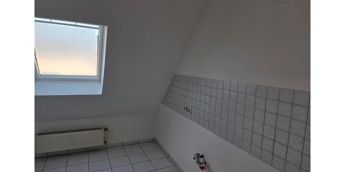 Dachgeschoßwohnung Lippstadt Garfeln - 2 Zimmer, 62 m&sup2;, 500&euro; | Angebot:24963297
